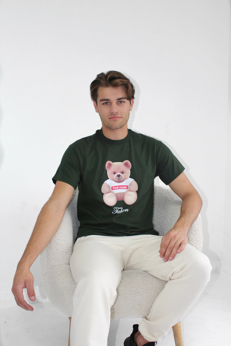Unisex - Fabien the Bear T-shirt - Green 