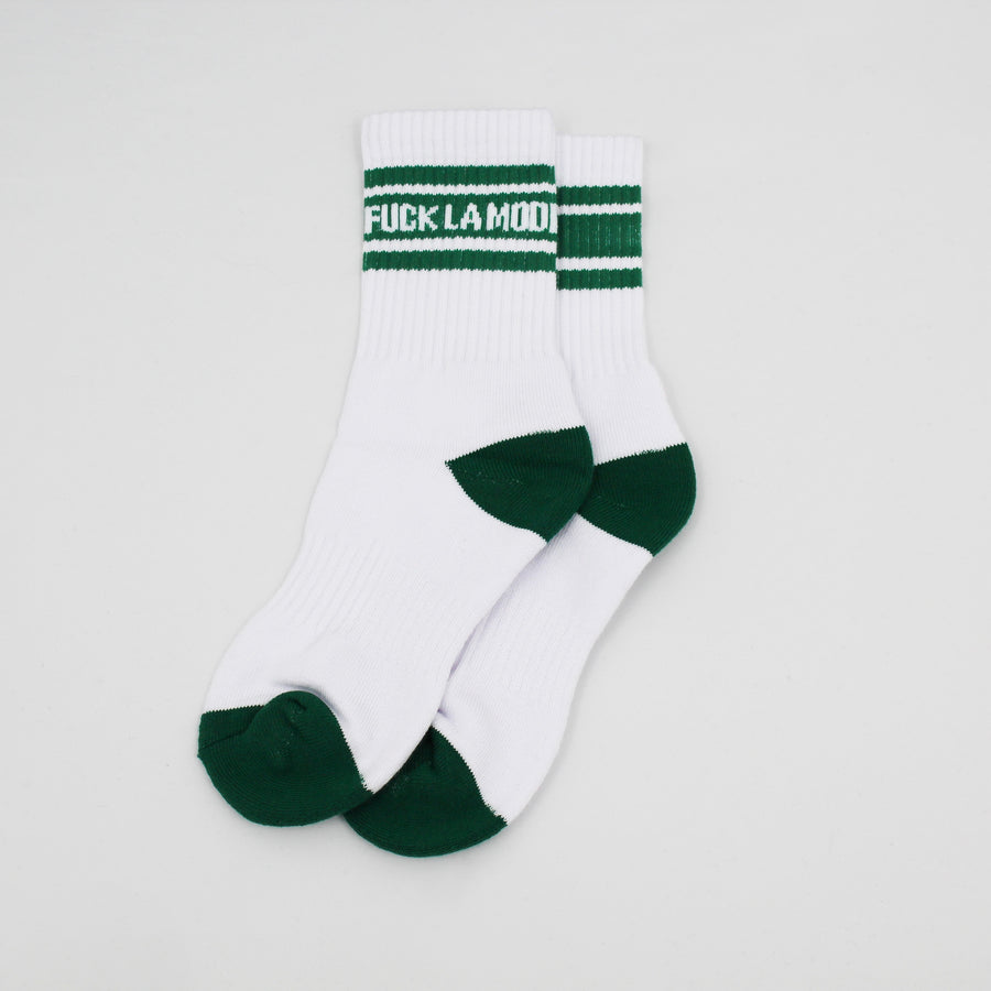 Super comfortable “fuck la mode” sports socks, 100% cotton — streetwear clothing from Québec City.